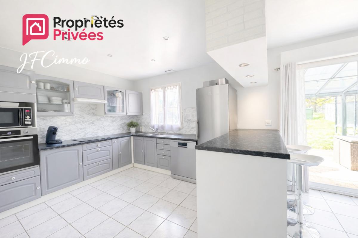 VILLERS-COTTERETS Pavillon de 2009 - 4 chambres 6