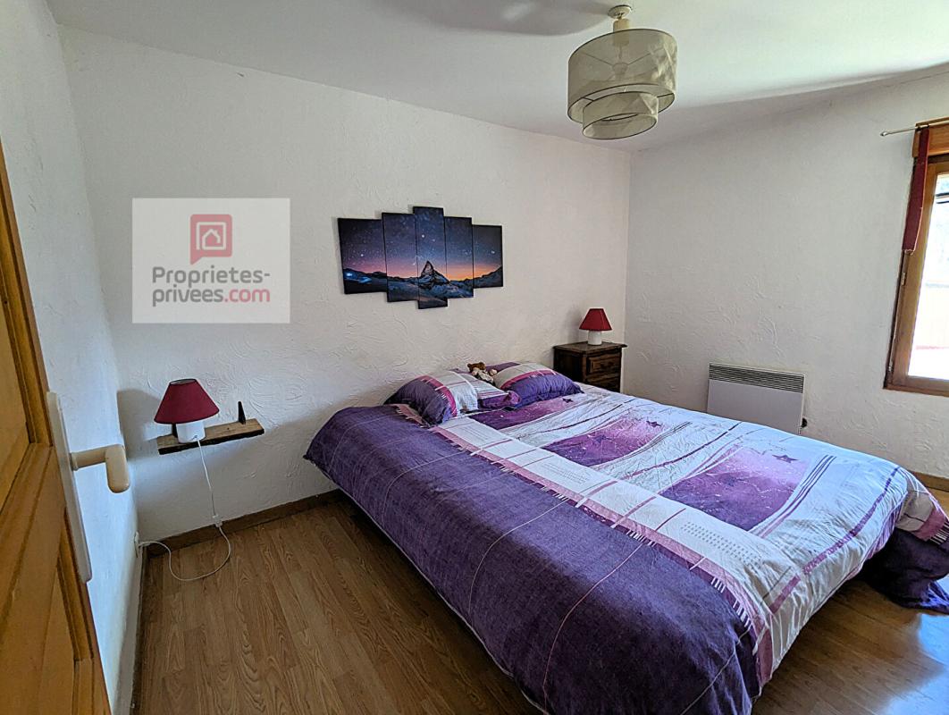 GUILLAUMES Maison de hameau avec jardins et dépendances 9