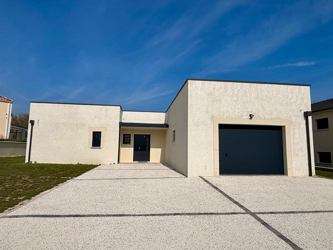 NEVERS Maison contemporaine toit plat - 156 m² - Terrain de 1861 m²  - Secteur Nevers 1