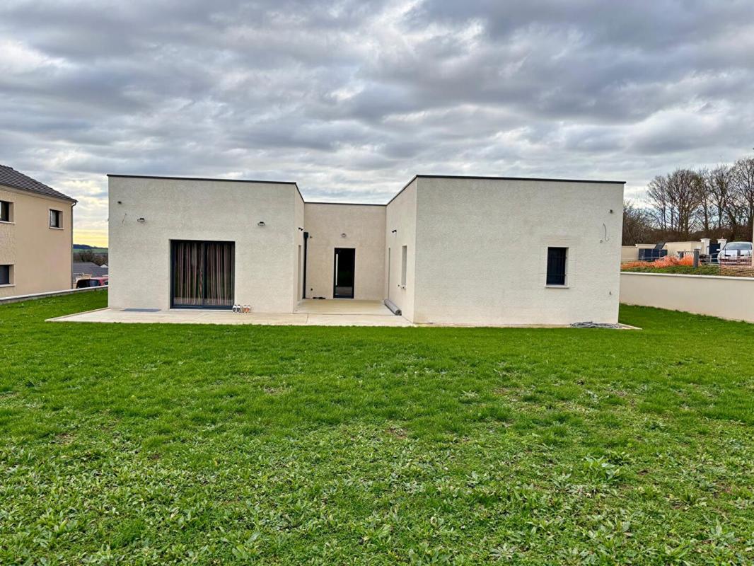 NEVERS Maison contemporaine toit plat - 156 m² - Terrain de 1861 m²  - Secteur Nevers 13
