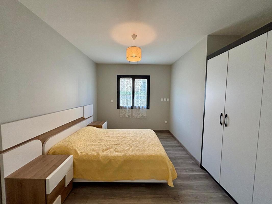 NEVERS Maison contemporaine toit plat - 156 m² - Terrain de 1861 m²  - Secteur Nevers 7