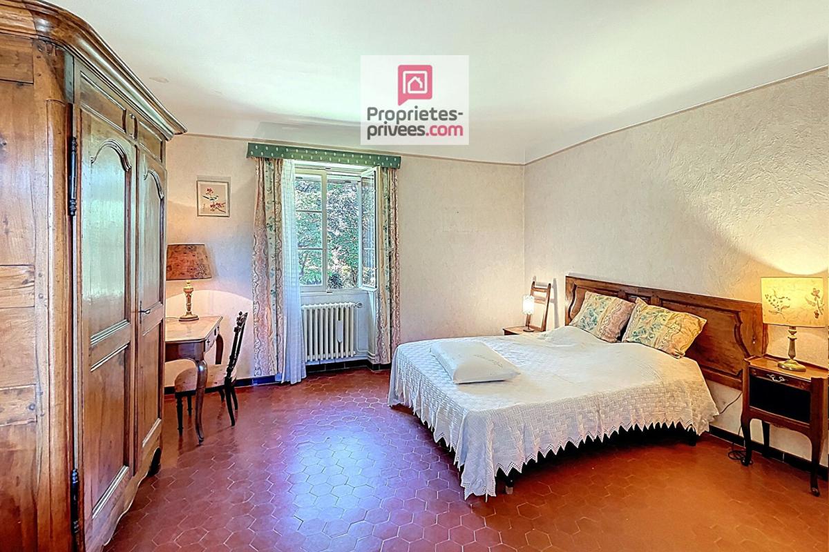 PERTUIS Magnifique mas provençal au charme authentique 10