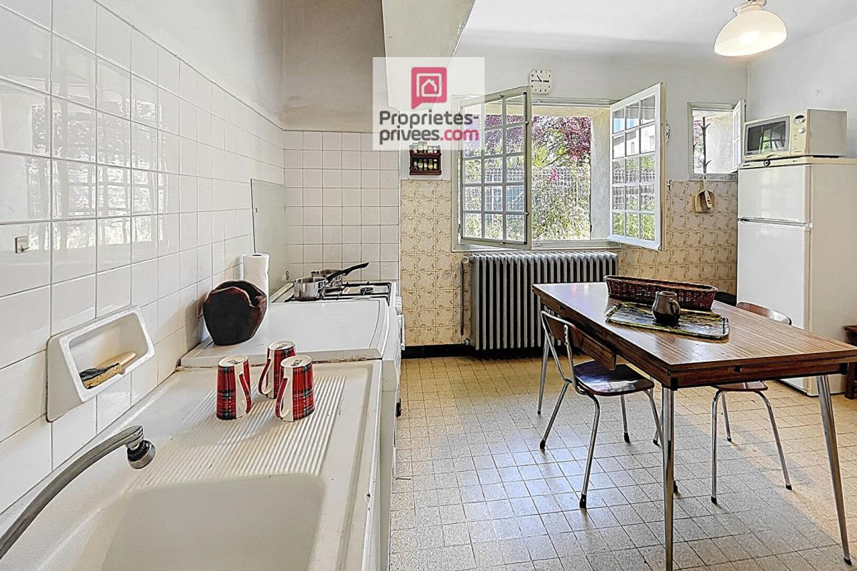 PERTUIS Magnifique mas provençal au charme authentique 13