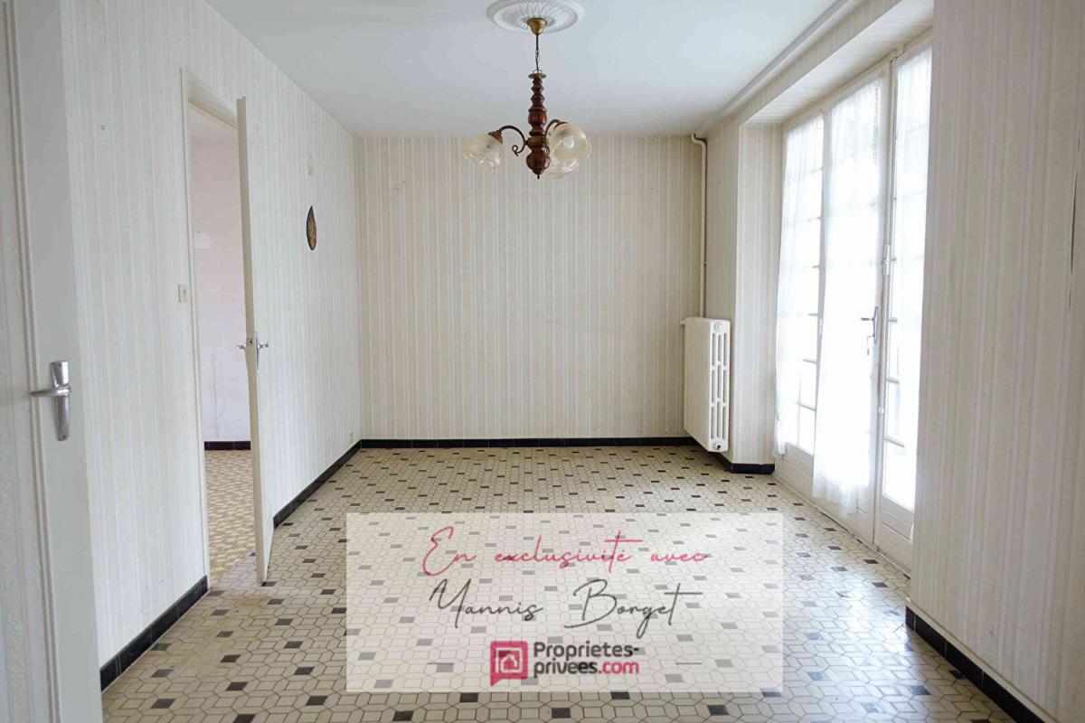 CHAVAGNES-EN-PAILLERS Maison de village à rénover - Terrain de 1 300 m² 7