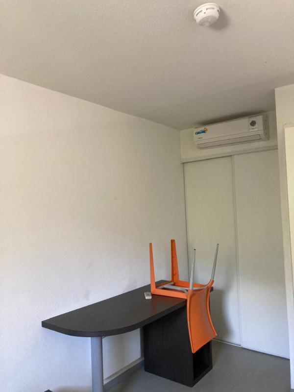 CORTE b - 1 appartement de type T3 duplex au dernier étage dans un immeuble à CORTE 12