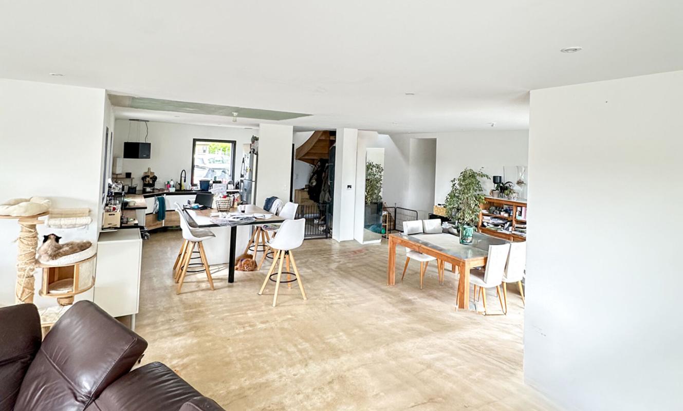 COMBOURG Maison Combourg 7 pièce(s) 190 m2 5