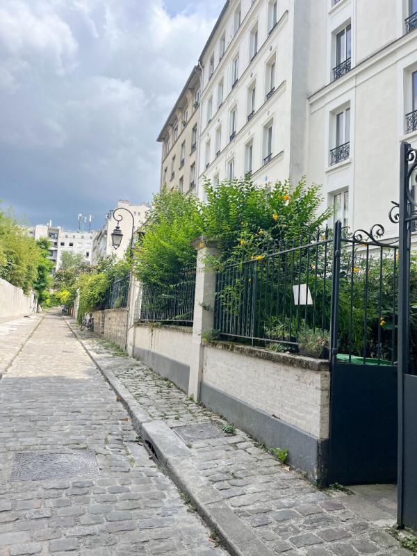 PARIS-17E-ARRONDISSEMENT Appartement avec jardin cité Lemercier 12