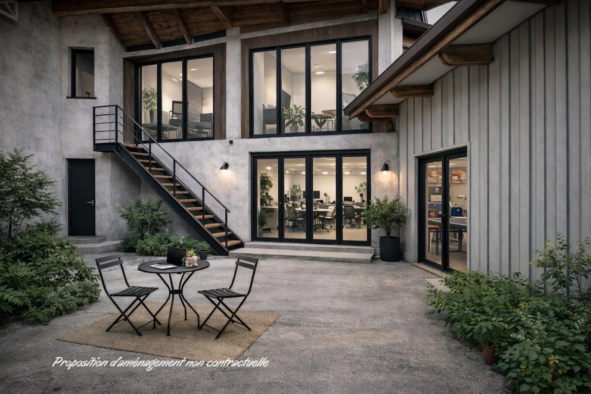 MARLENS Grange  authentique à fort potentiel 600 m2  Marlens 16