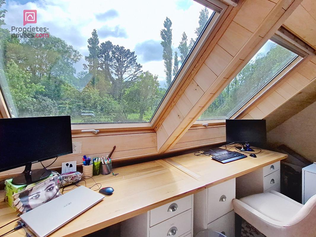 MORLAIX Propriété Plougonven 167 m2 et terrain de 3,7 Ha 12