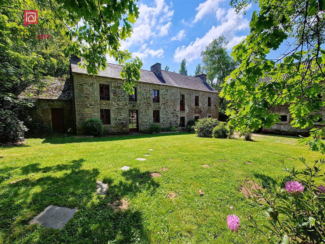 MORLAIX Propriété Plougonven 167 m2 et terrain de 3,7 Ha 3