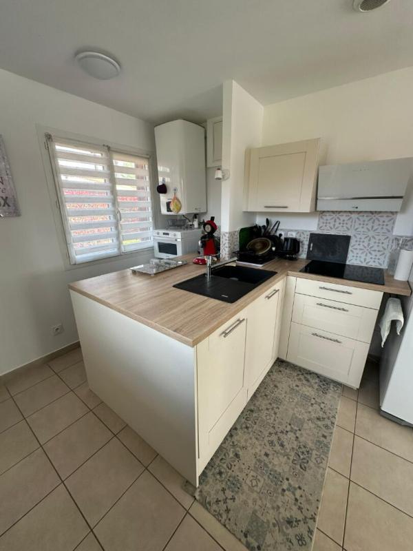 PARENTIS-EN-BORN EN EXCLUSIVITÉ Maison récente avec fort potentiel locatif à Parentis-en-Born, à deux pas du lac 6