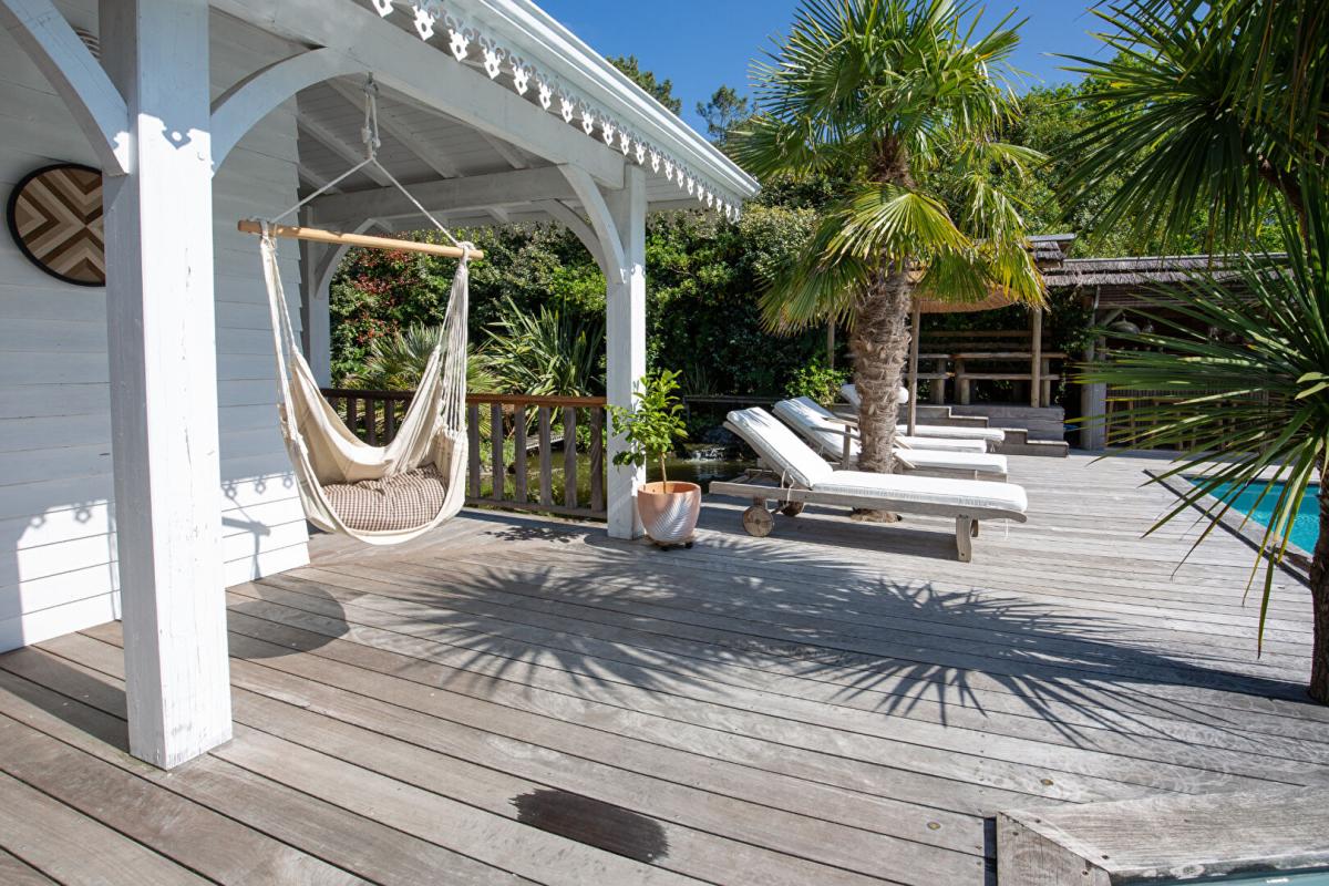 LACANAU Magnifique villa contemporaine au coeur d'un jardin tropical 8