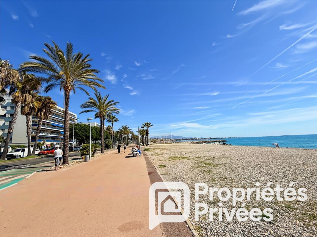 CAGNES-SUR-MER LE GRAND LARGE 2P traversant rez-de-jardin  2 terrasses 11