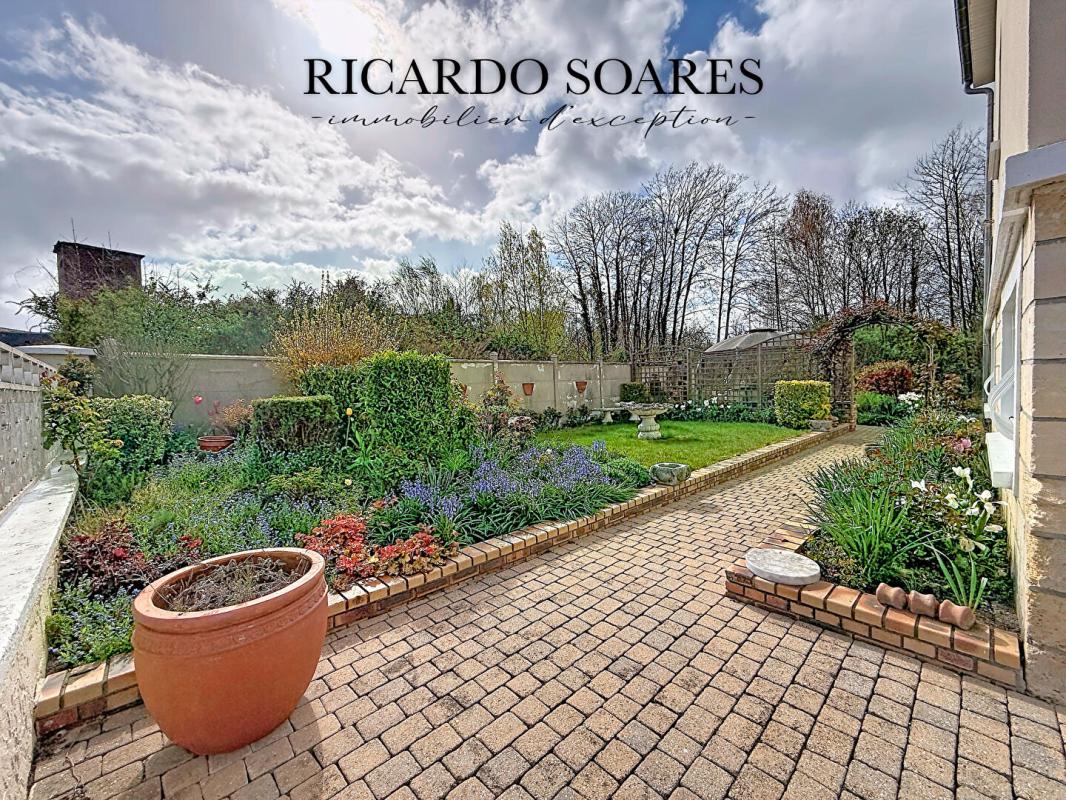 MONCHY-SAINT-ELOI 60290 MONCHY-SAINT-ELOI - MAISON FAMILIALE 164m2 au sol / 4 ou 5 CHAMBRES / 2 GARAGES / JARDIN 17