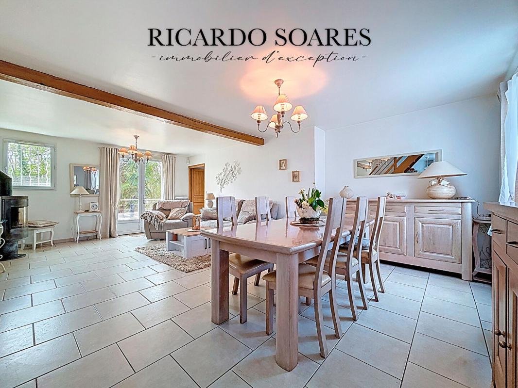 MONCHY-SAINT-ELOI 60290 MONCHY-SAINT-ELOI - MAISON FAMILIALE 164m2 au sol / 4 ou 5 CHAMBRES / 2 GARAGES / JARDIN 3