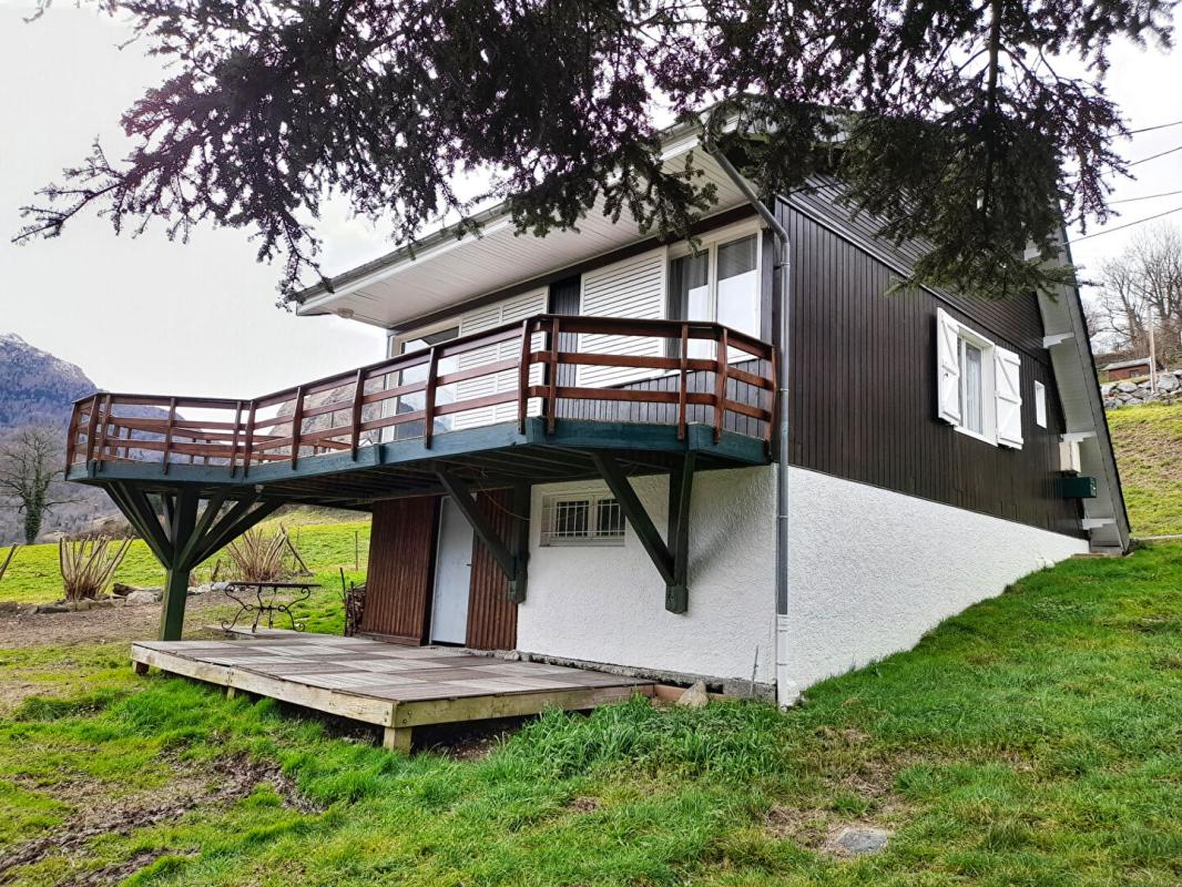 LARUNS Chalet en bois avec vue sur les Pyrénées 8
