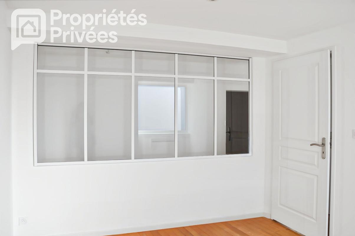 LAVAL Maison de ville 97 m2 4 chambres 5