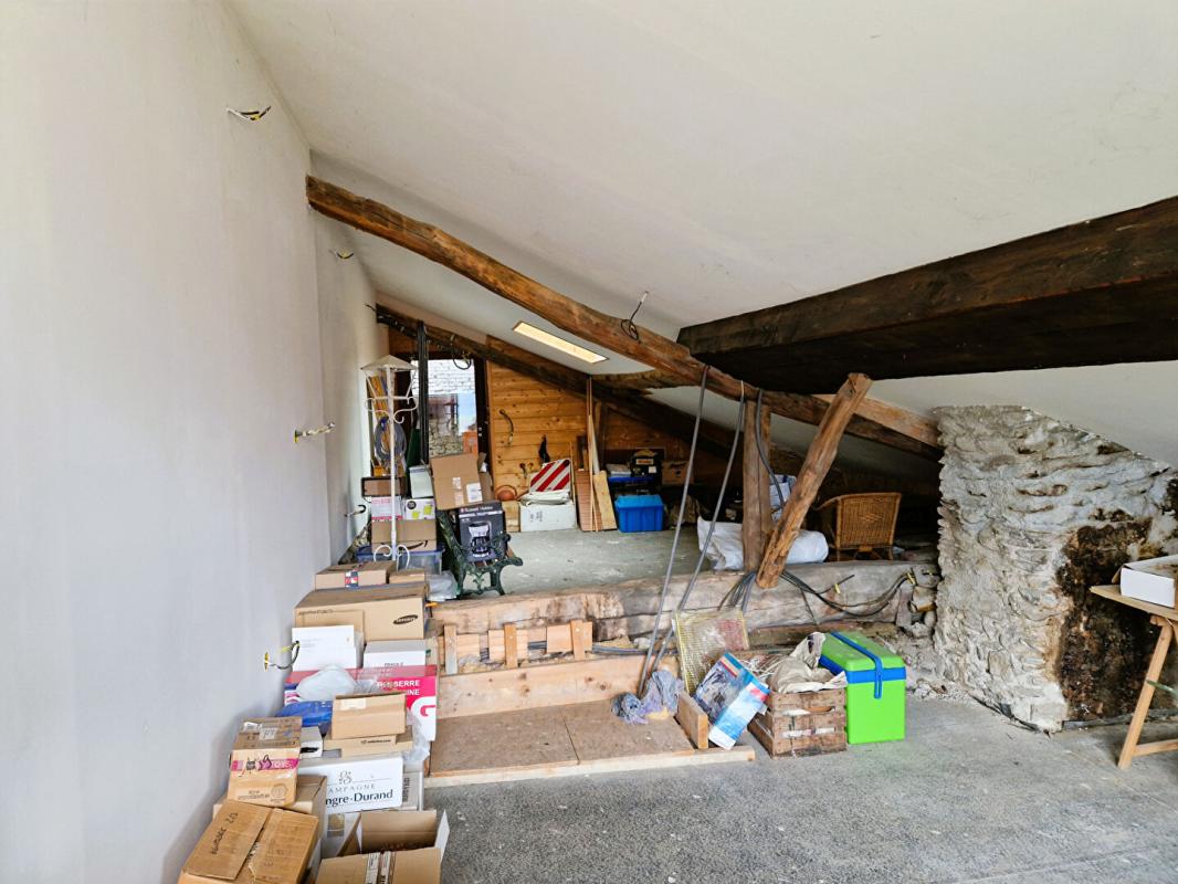 CHAMOUX-SUR-GELON Maison Chamoux Sur Gelon 4 pièce(s) 102 m2 10