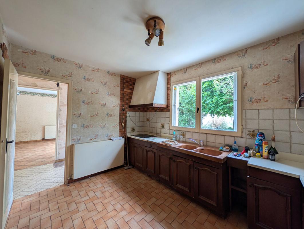 SAINT-LAURENT-DE-COGNAC Maison  4 pièce(s) 92.73m2 St Laurent de Cognac 12
