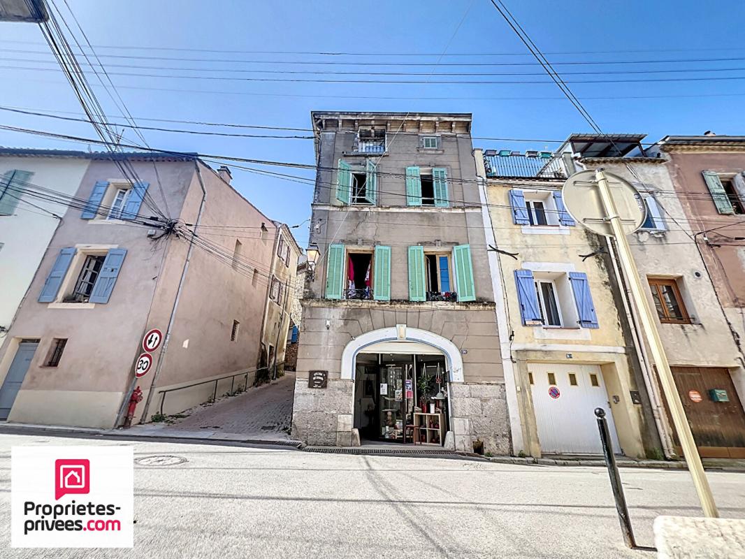 RIANS RIANS IMMEUBLE AVEC 4 LOGEMENTS +  LOCAL LOUES 1