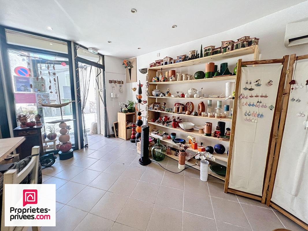 RIANS RIANS IMMEUBLE AVEC 4 LOGEMENTS +  LOCAL LOUES 12