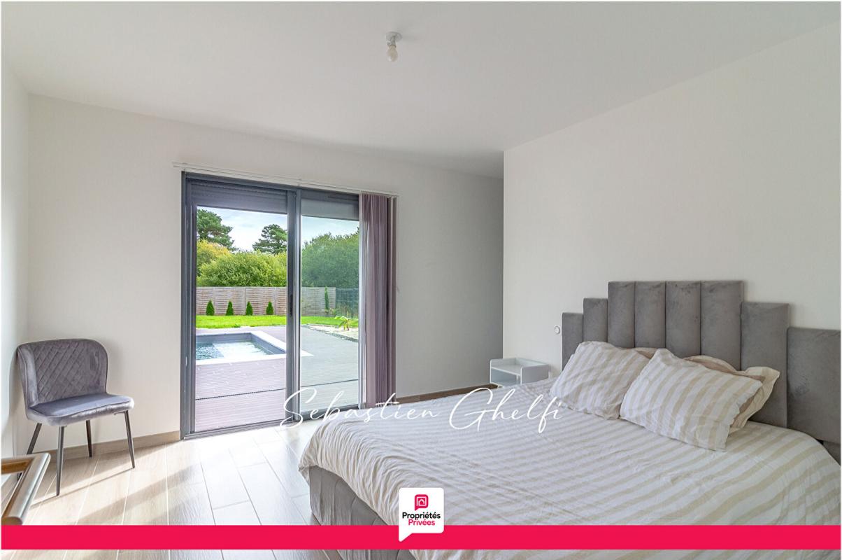 ROMORANTIN-LANTHENAY belle villa de plain-pied avec piscine- 4 chambres dont 1 suite-double garage 15