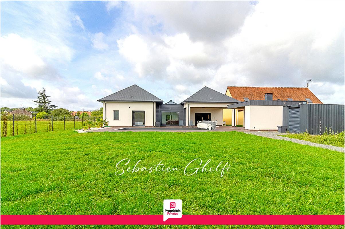 ROMORANTIN-LANTHENAY belle villa de plain-pied avec piscine- 4 chambres dont 1 suite-double garage 17