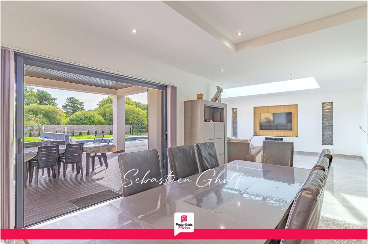 ROMORANTIN-LANTHENAY belle villa de plain-pied avec piscine- 4 chambres dont 1 suite-double garage 6