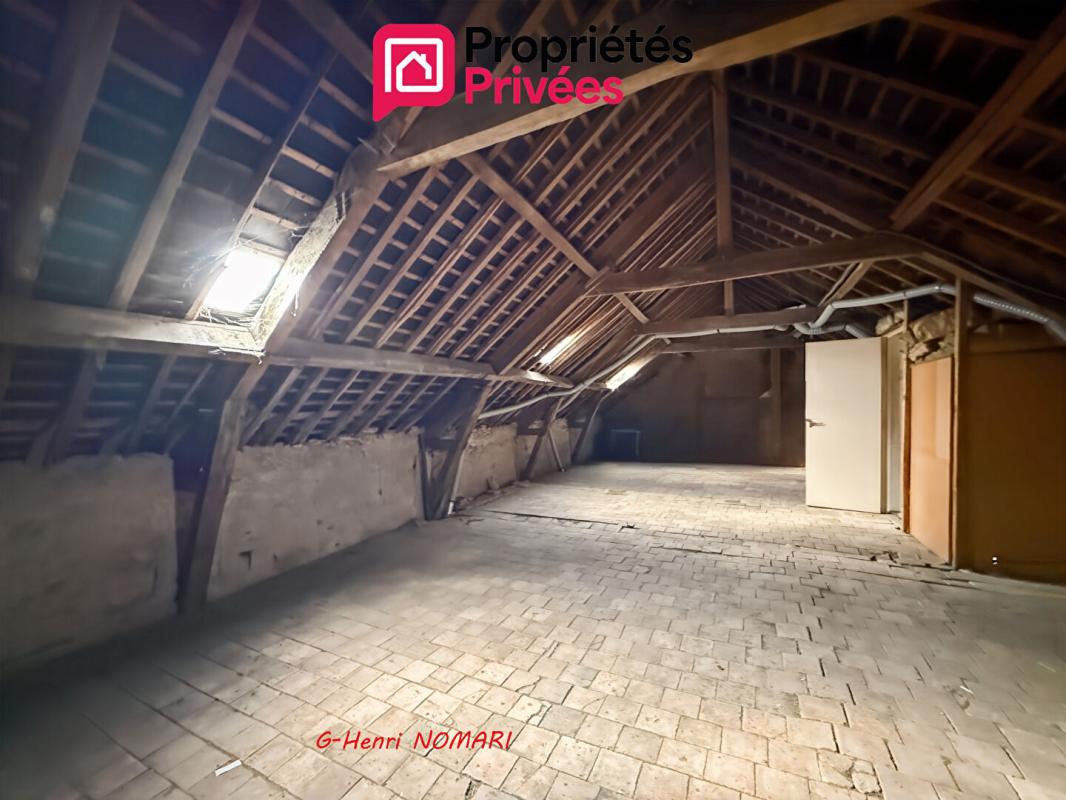 POUANCE Maison à Pouancé Ombree D Anjou 6 pièce(s) 140 m2 - 4 Chambres 14