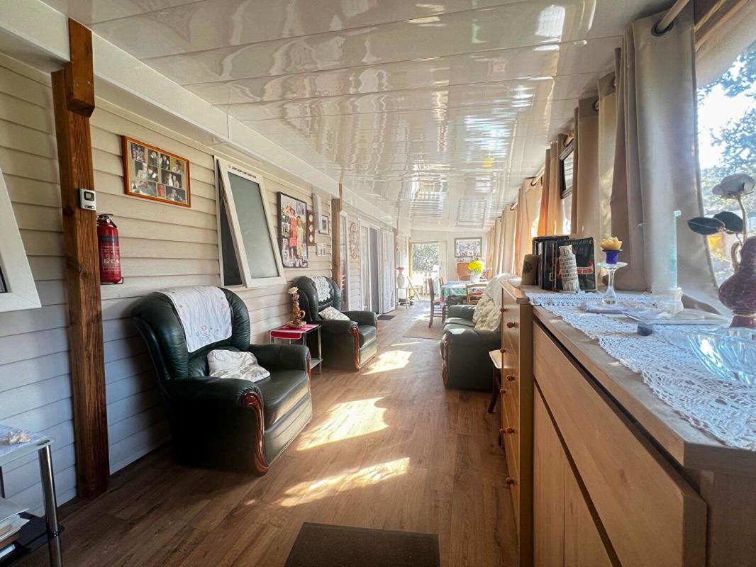 ROCBARON Terrain de Loisir avec Mobile-Home 11