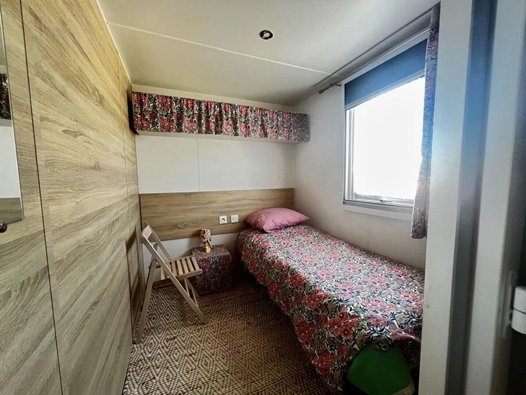 ROCBARON Terrain de Loisir avec Mobile-Home 8