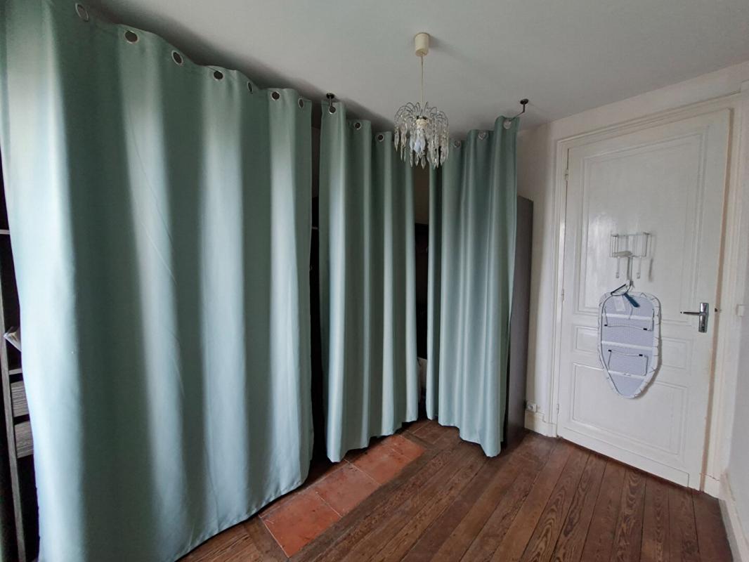 SAINT-ESTEPHE jolie maison pierre vue sur l estuaire de la Gironde SAINT-Estèphe 8