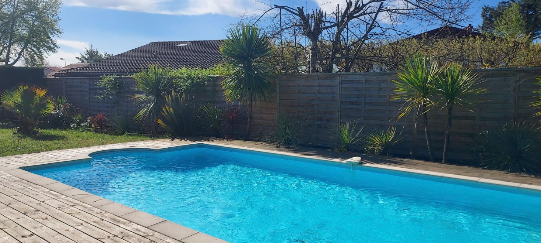 BISCARROSSE Maison Biscarrosse 114 m2 avec 4 chambres et  piscine 1