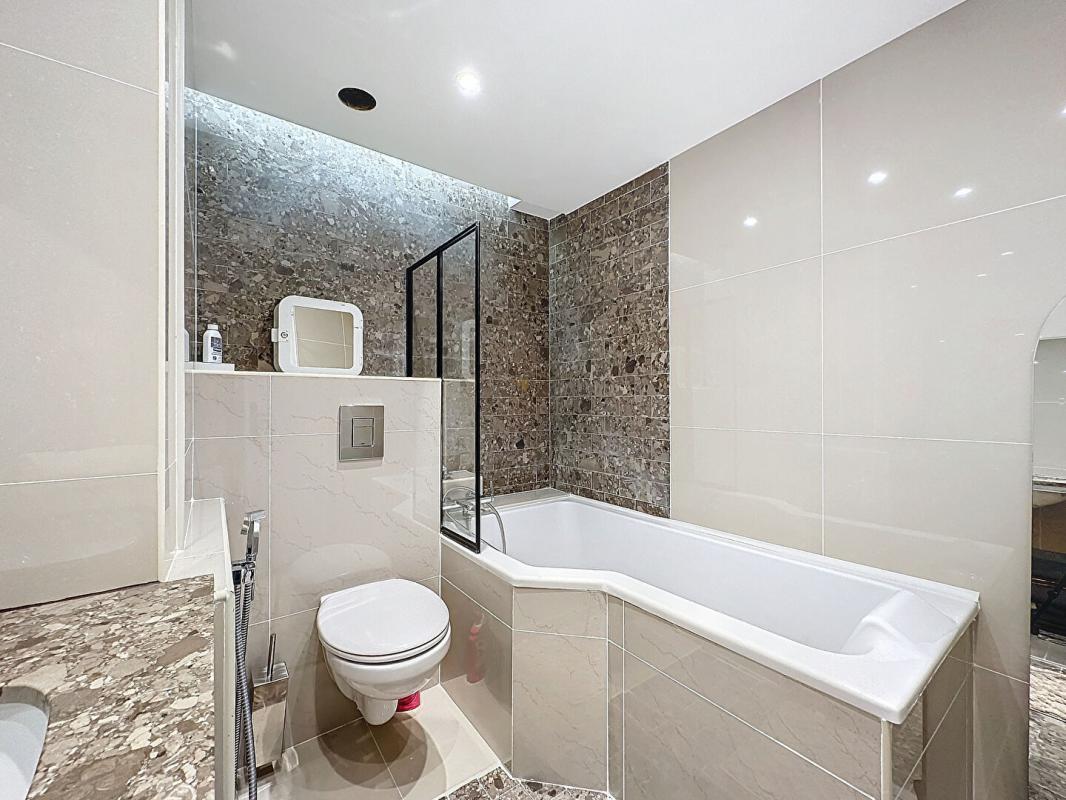 PARIS-15E-ARRONDISSEMENT Appartement Paris 3 pièce(s) 62 m2 3