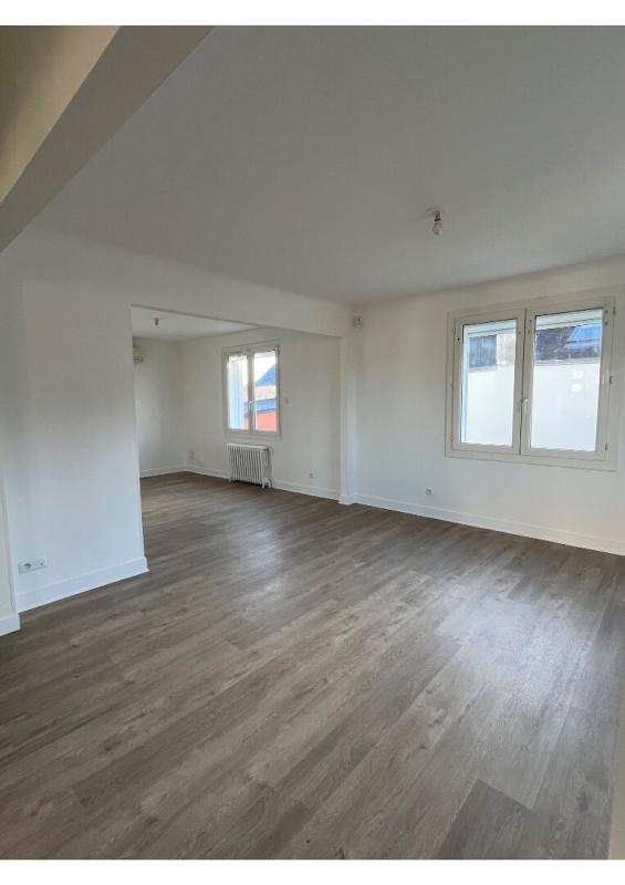 SABLE-SUR-SARTHE Maison Sable Sur Sarthe 6 pièce(s) 115 m2 3