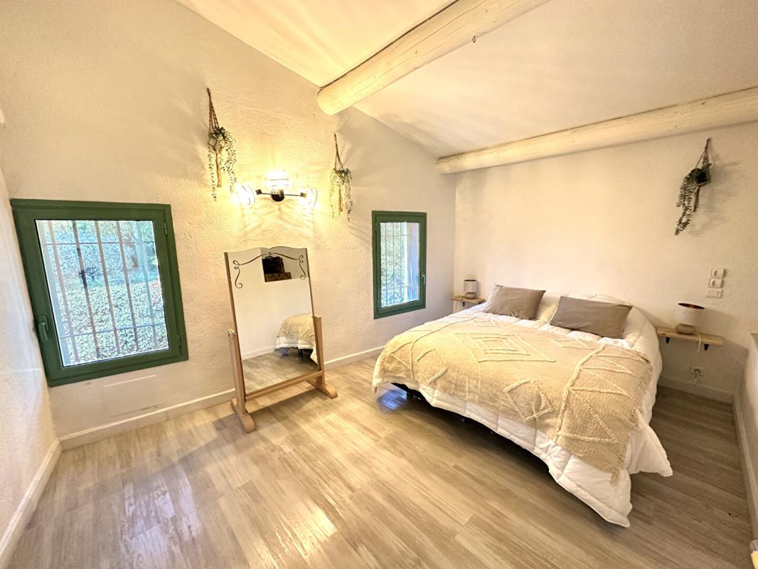 GRANS Domaine d'exception à Grans 11