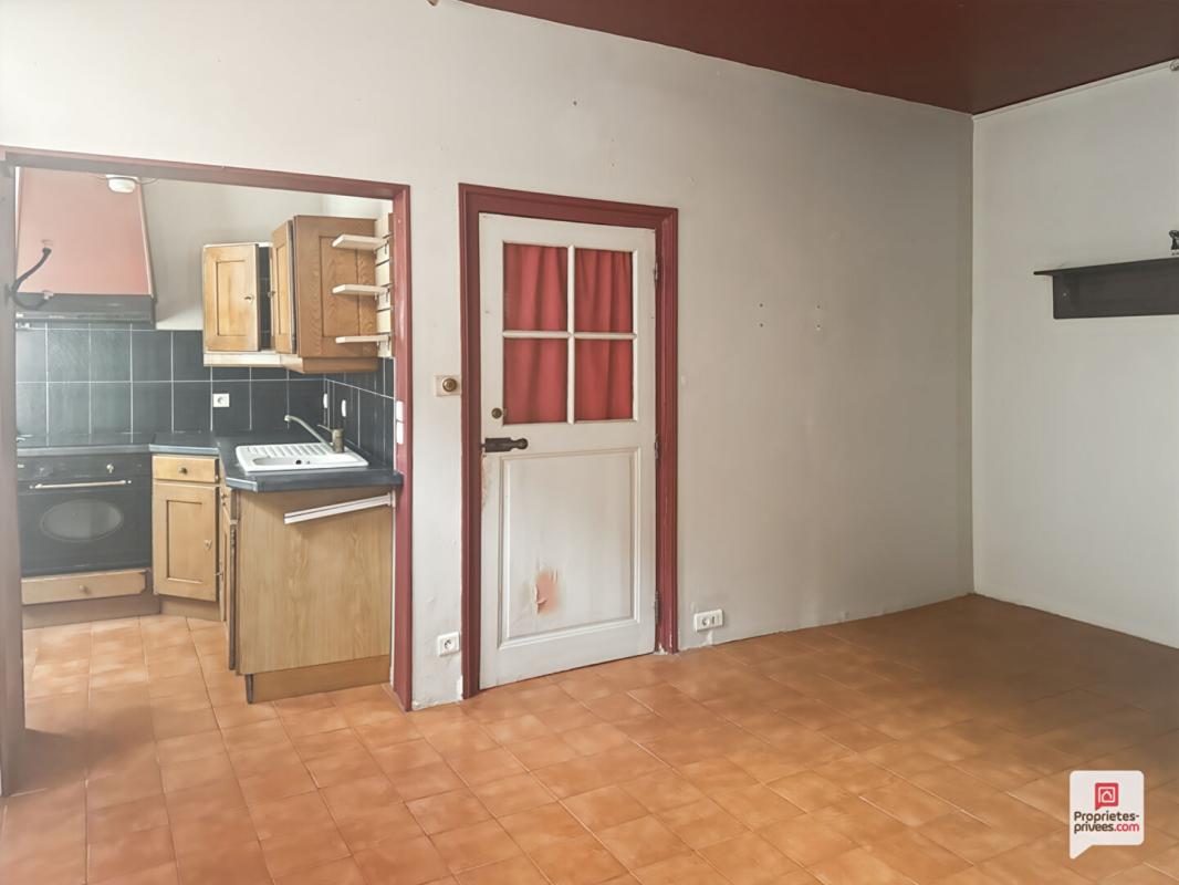 PRECIGNE Maison Precigne 10 pièce(s) 211 m2 1