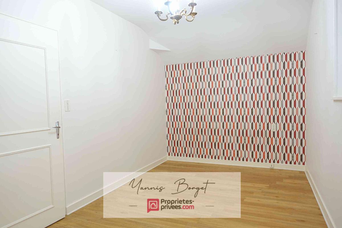 LES BROUZILS Ensemble immobilier avec logement indépendant, PISCINE et dépendance 11