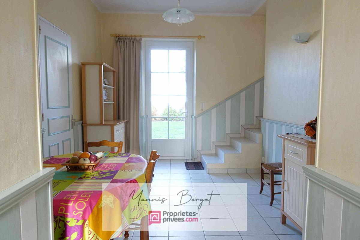 LES BROUZILS Ensemble immobilier avec logement indépendant, PISCINE et dépendance 17