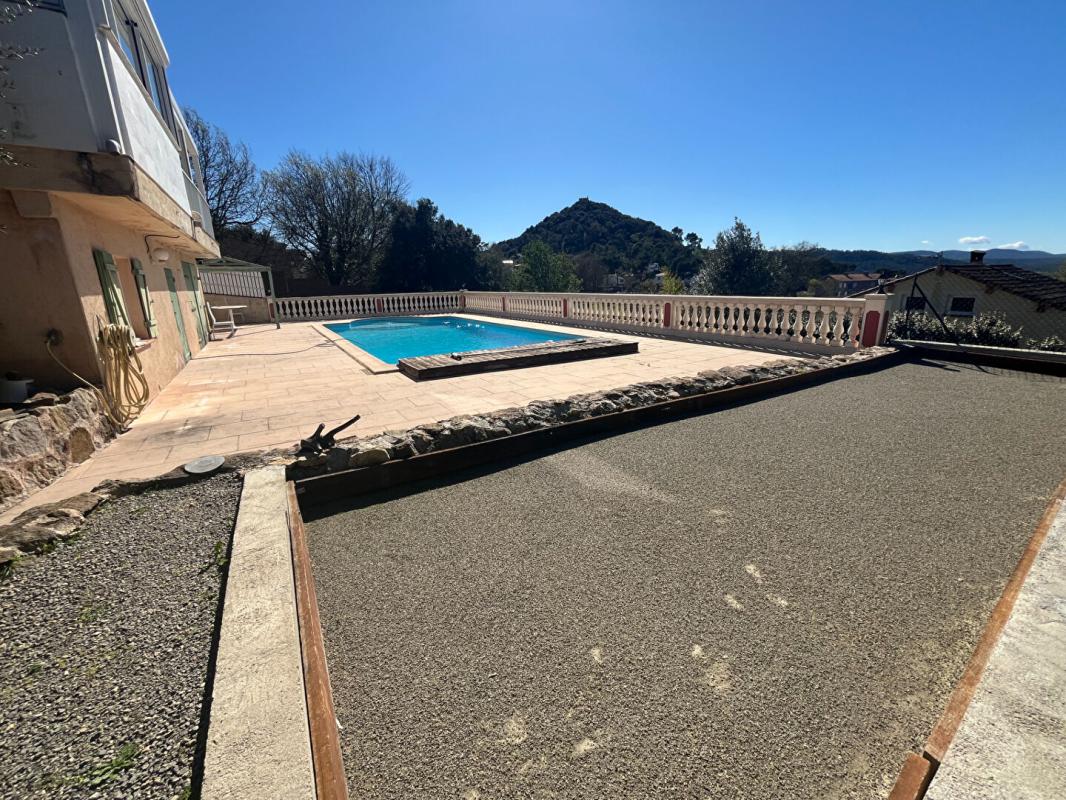 VIDAUBAN Maison Familiale avec piscine - Vidauban 12
