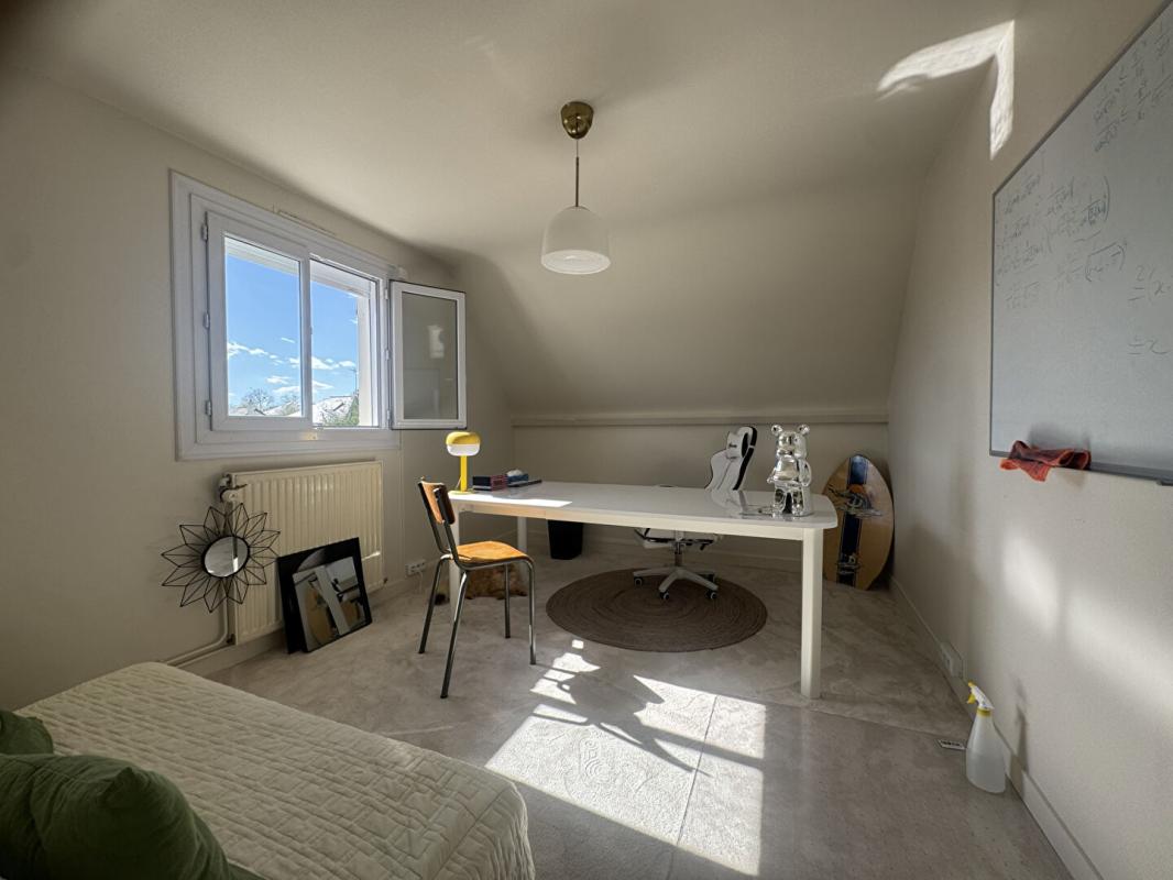 LA MEMBROLLE-SUR-CHOISILLE EXCLUSIVITE A VENDRE Maison La Membrolle Sur Choisille 6 pièces12 m2 6