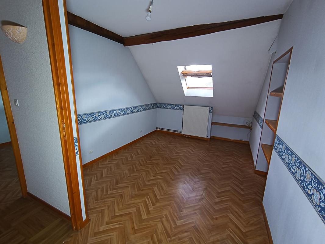 MAGNY-COURS MAGNY-COURS - MAISON 3 CHB AVEC GARAGE DOUBLE 15