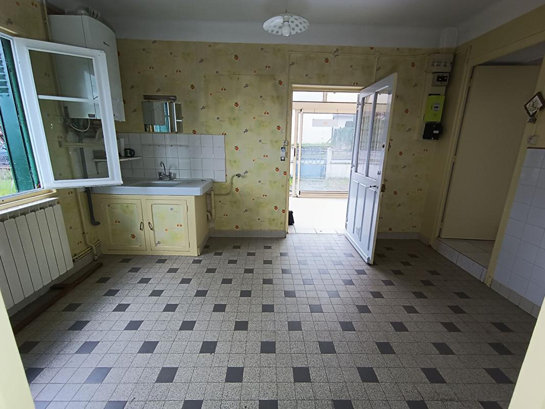 MAGNY-COURS MAGNY-COURS - MAISON 3 CHB AVEC GARAGE DOUBLE 8