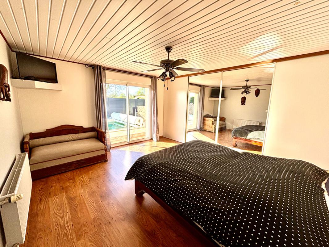 GENNES Maison Gennes Val De Loire 7 pièce(s) 175 m2 12