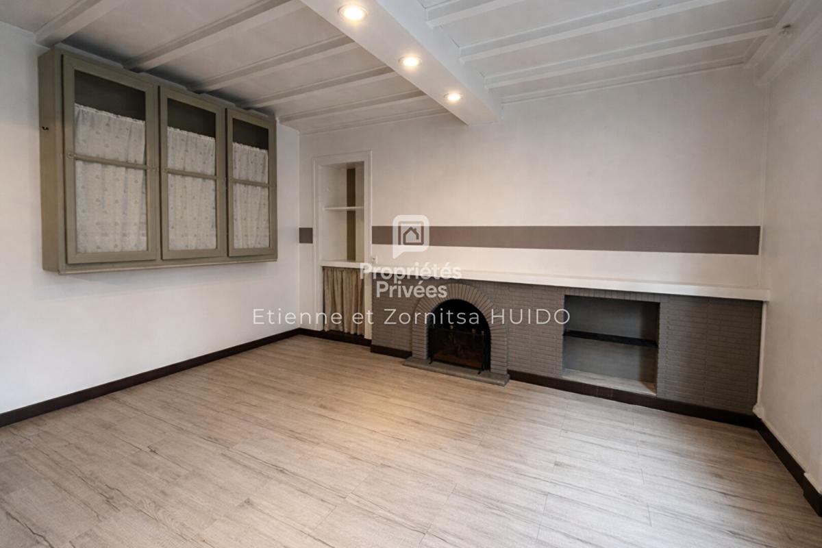 VATAN Maison 5 pièces de centre ville 1