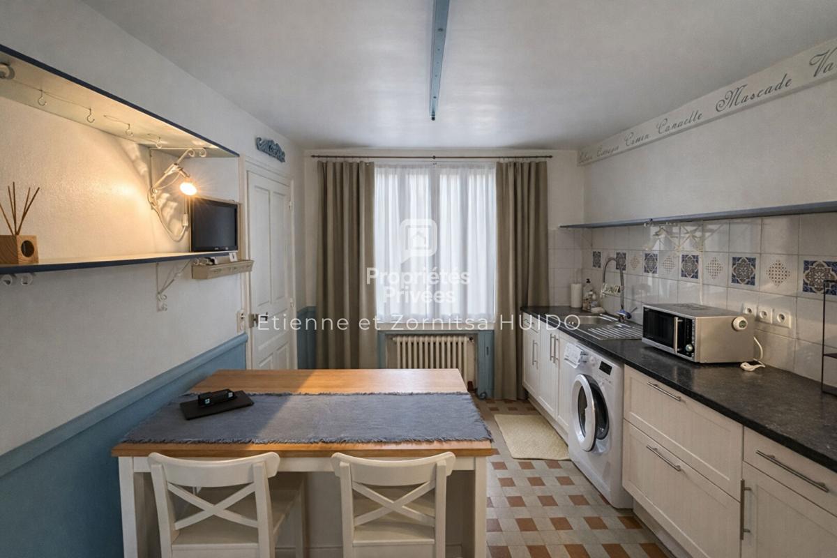 VATAN Maison 5 pièces de centre ville 5