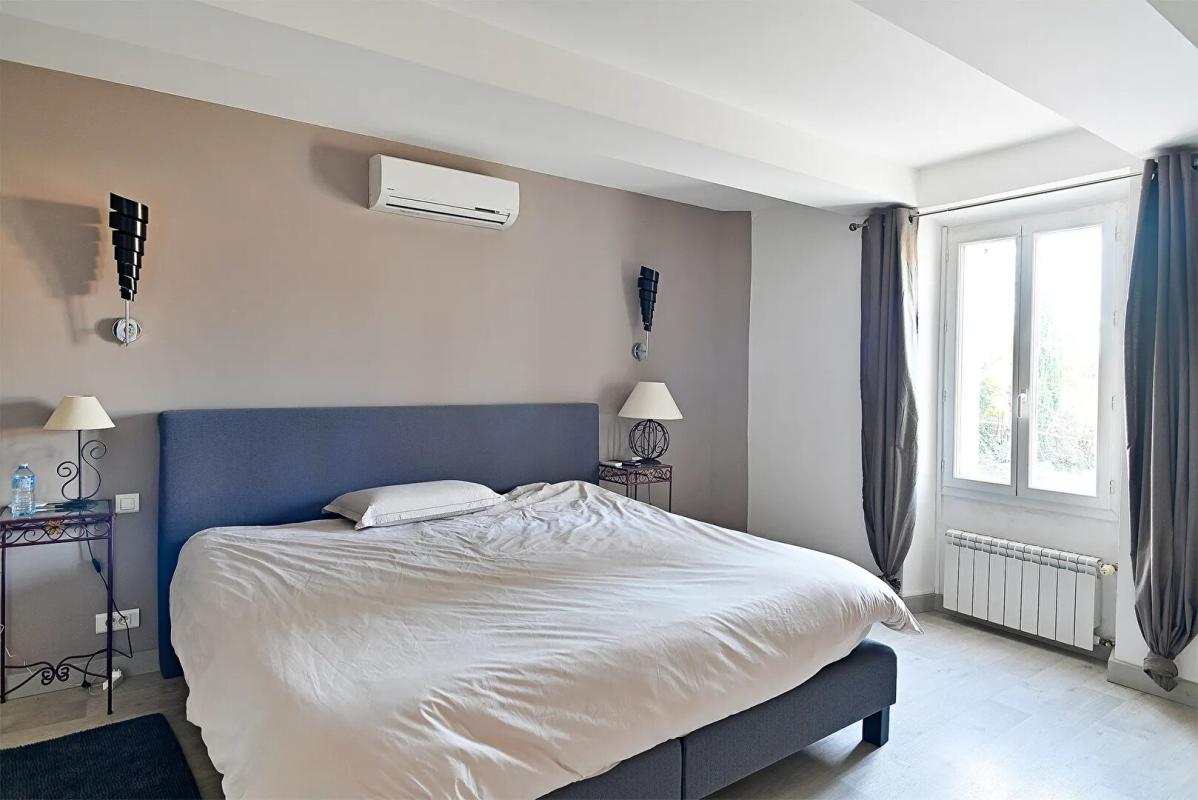 MONTEUX MAS de 11 pièces entièrement rénové à Monteux 7