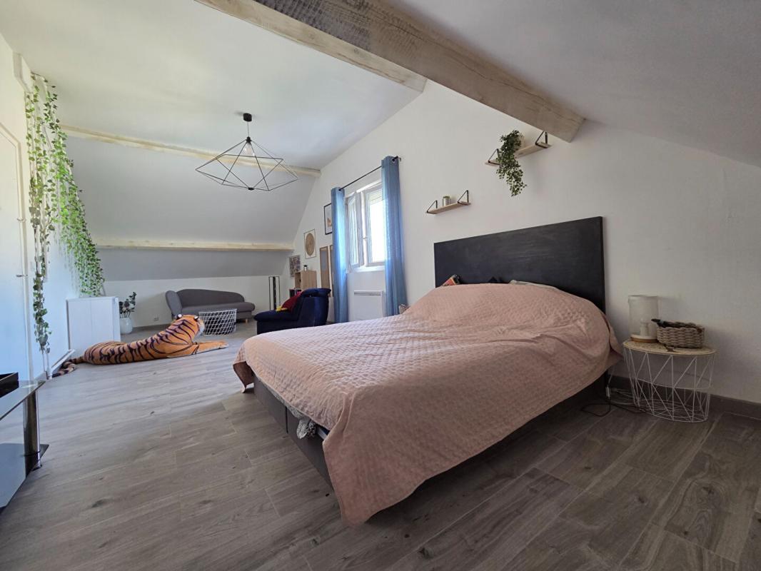 DOURDAN 18 MIN DOURDAN 10