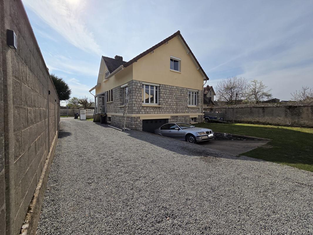 DOURDAN 18 MIN DOURDAN 18