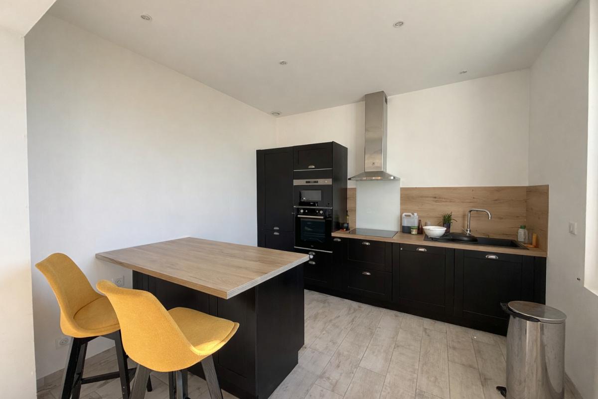 BEZIERS Propriété de 1,5 hectare avec dépendance et grand garage, à 5 min de Béziers 7